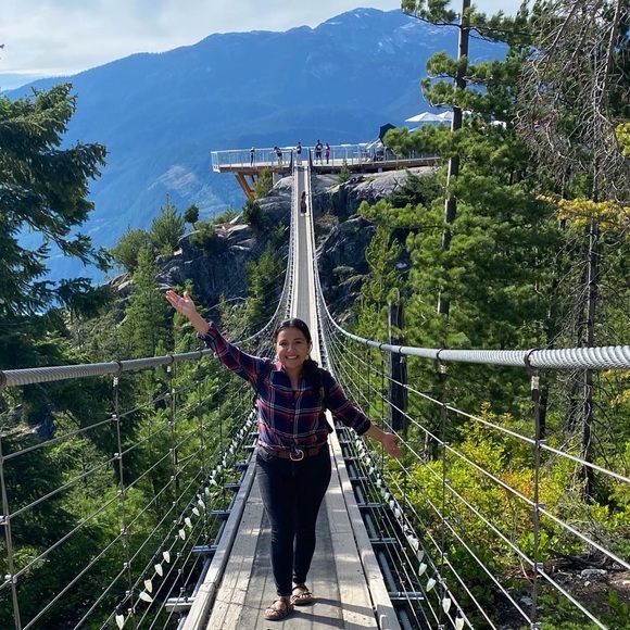 Meet your Posher, Mariana - Picture 6 of 7